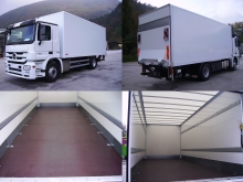 MB Actros mit Plywood-Kofferaufbau und 2000 kg BÄR Ladebordwand und Zurrringe innen am Boden.