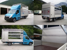 OPEL Movano mit Alu-Pritschenaufbau, Planengestell, Seitentüre und 750 kg BÄR Ladebordwand.