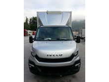 IVECO DAILY mit 3D-Spoiler.